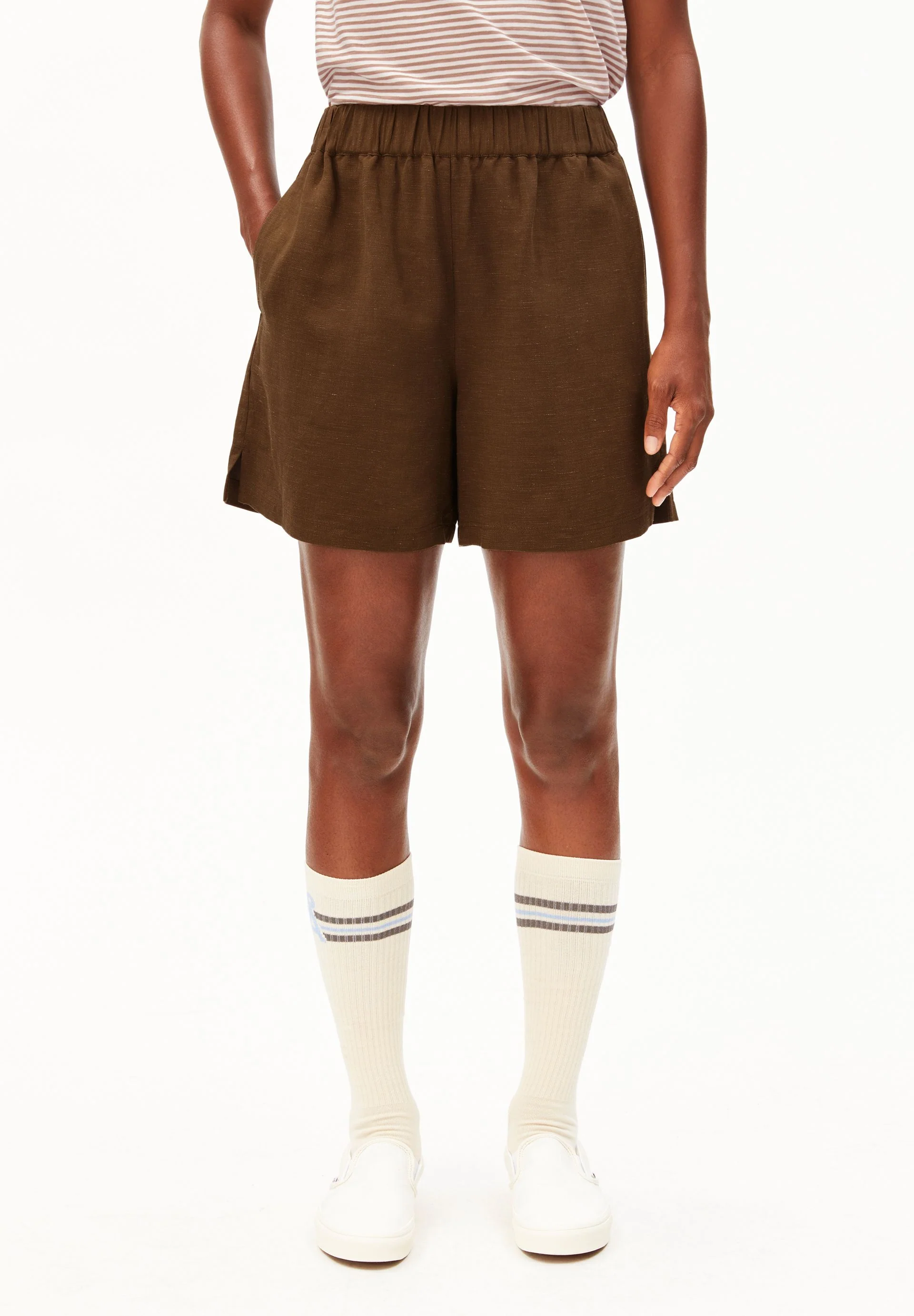 LEINEN-MIX PULL-ON SHORTS - Image 2