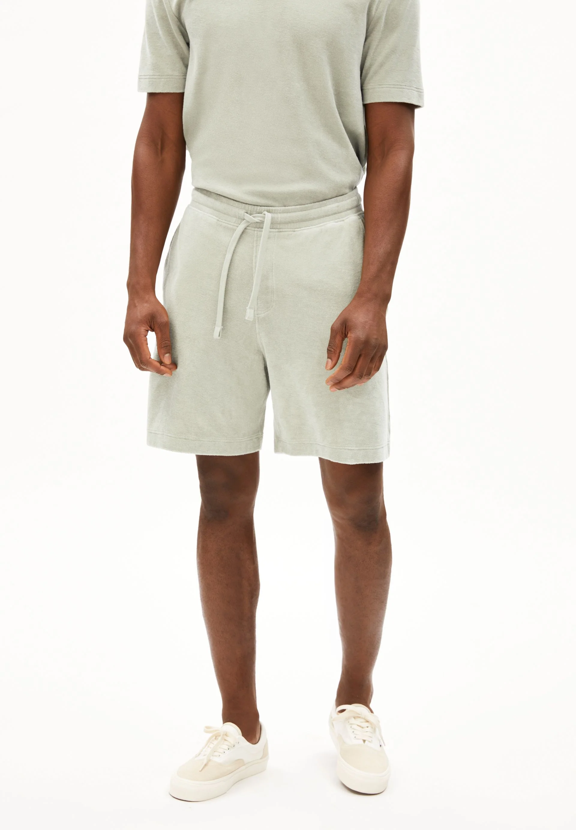 ORAAN TERRY - Image 2